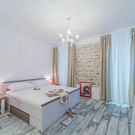 Lanterna & Gasthof Zadar