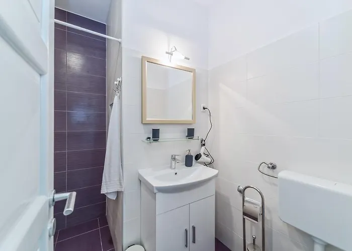 Guest house Lanterna & 3*