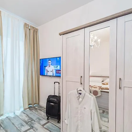 Lanterna & Pensjonat 3*